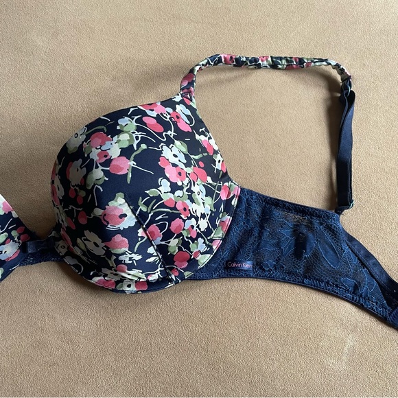 cK Bra and Panty Set - 32D, Small - Picture 4 of 11